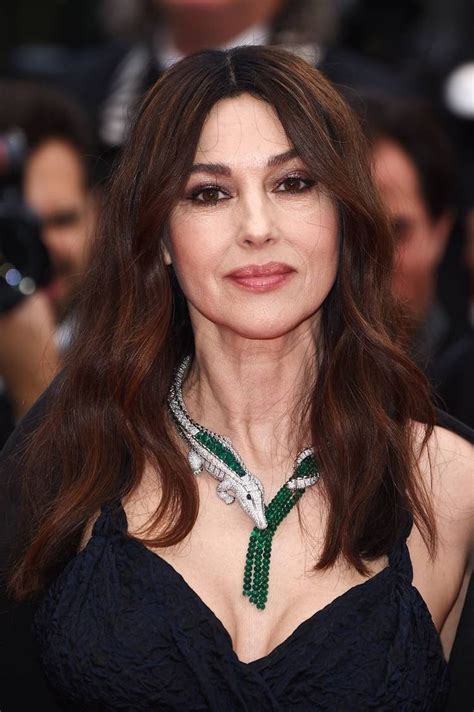 monica bellucci red carpet jewelry